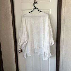 Entro White Flowing Blouse